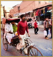 circuler en Inde en rickshaws pour pas cher. Idéal pour se faufiler partout et pour les courts trajets